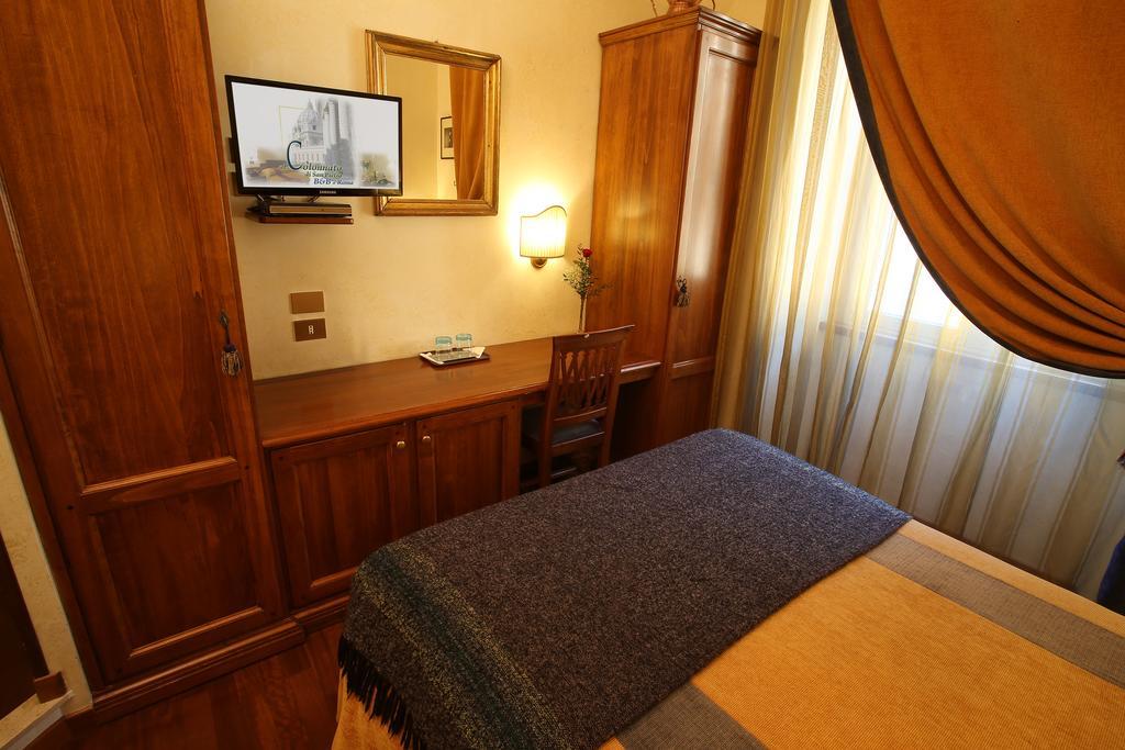 Al Colonnato Di San Pietro Bed and Breakfast Rom Exteriör bild